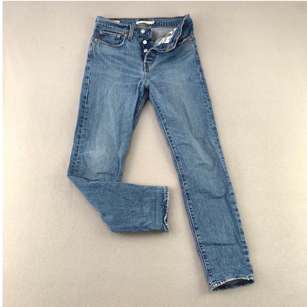 Levi's Wedgie Straight Jeans Women 24 Blue High Rise Button Fly Premium Denim